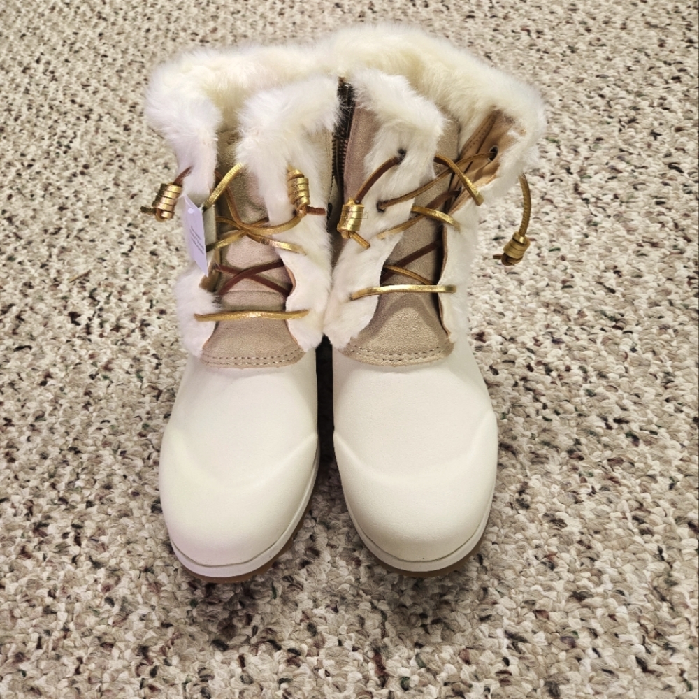SPERRY BOOTS WOMEN'S NWT SIZE 10